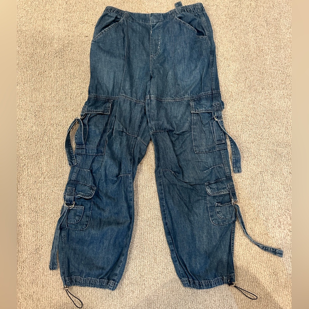 WORN ONCE garage skater jeans
